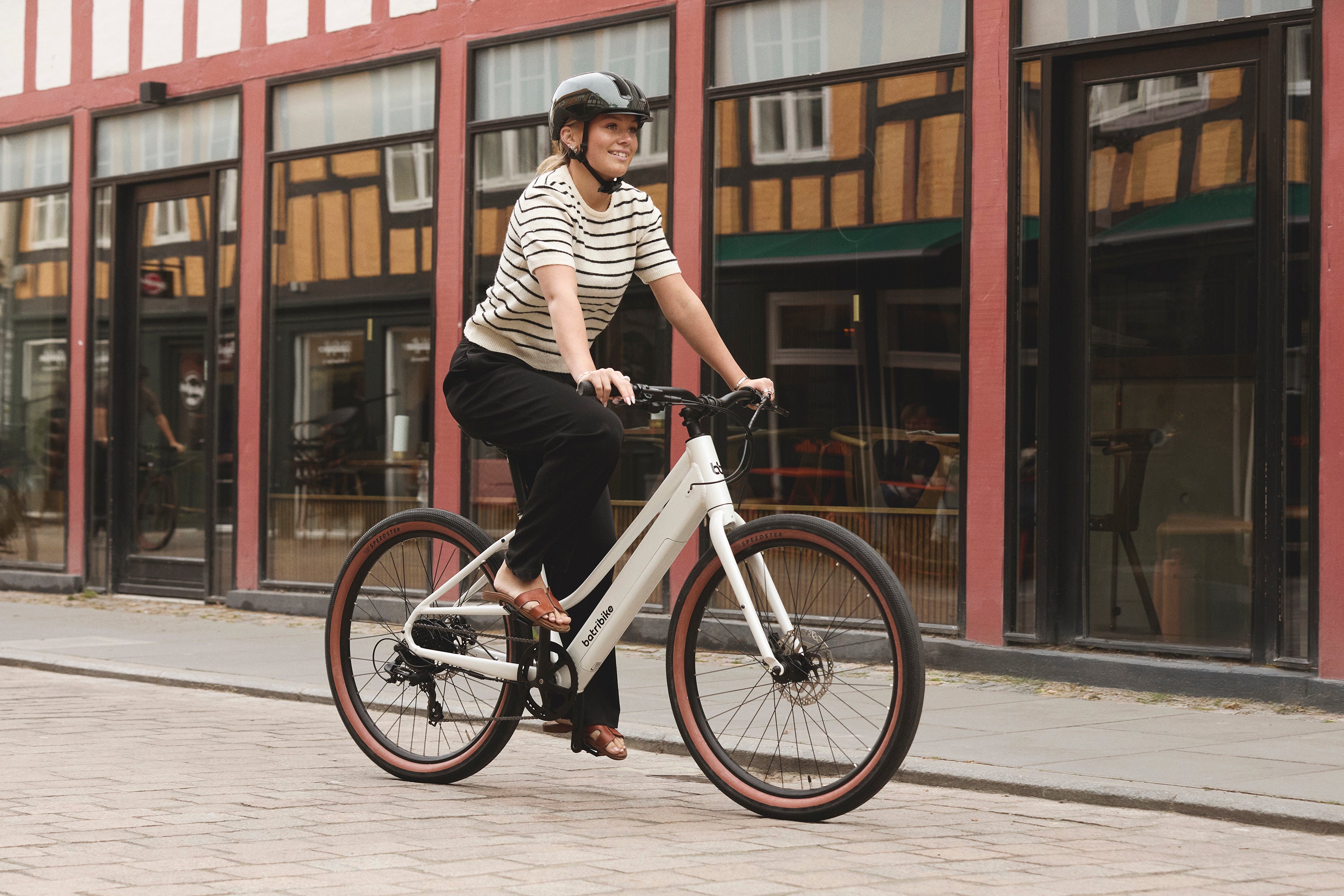 Route S - Rear wheel motor